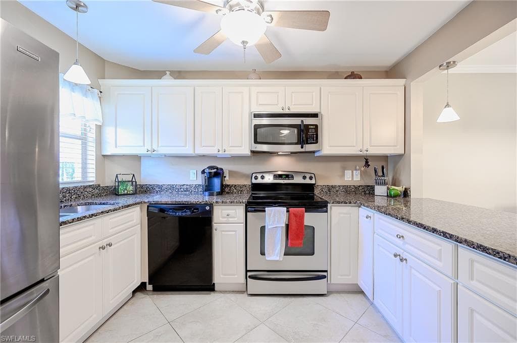 201 Quail Forest BLVD # 103, NAPLES FL 34105-11