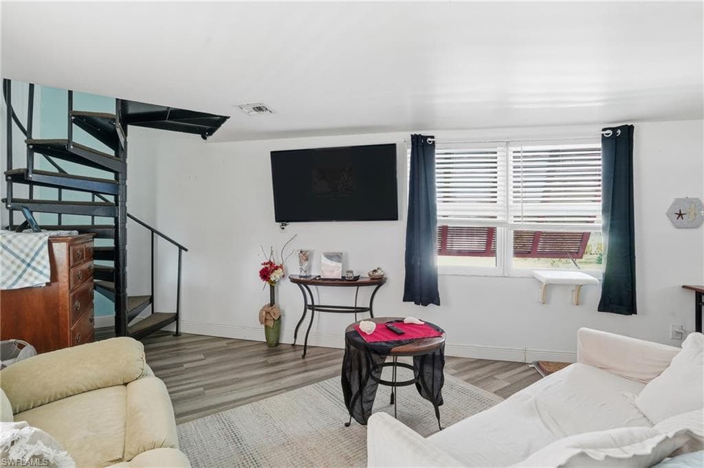 5431 Oak Ridge AVE, FORT MYERS BEACH FL 33931-12