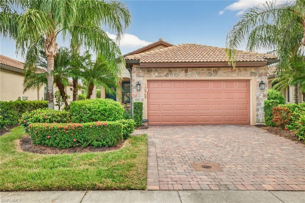 10969 Clarendon ST, FORT MYERS FL 33913-3