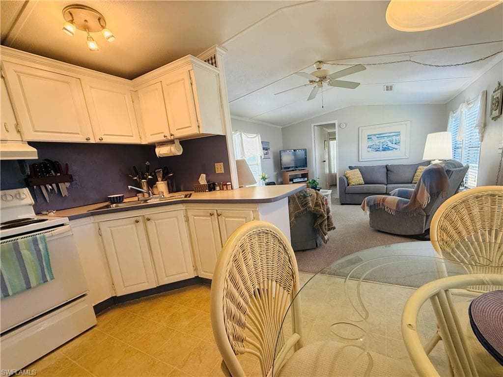 10620 Wales LOOP, BONITA SPRINGS FL 34135-3