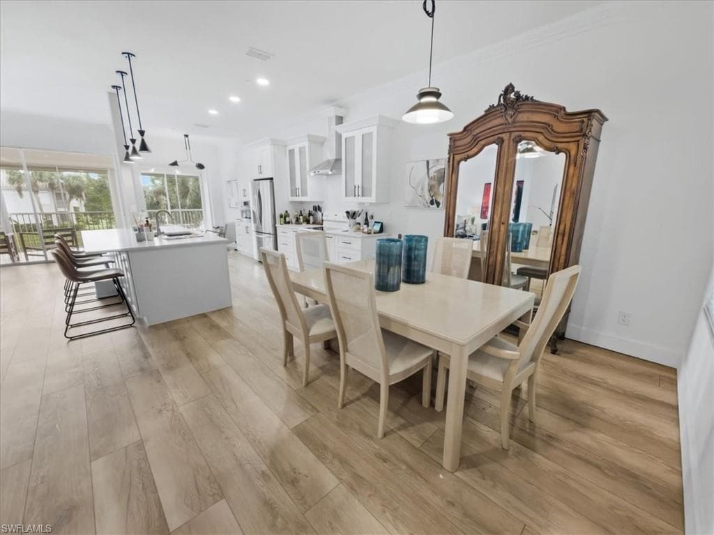 6876 Redbay Park RD # 202, NAPLES FL 34109-4