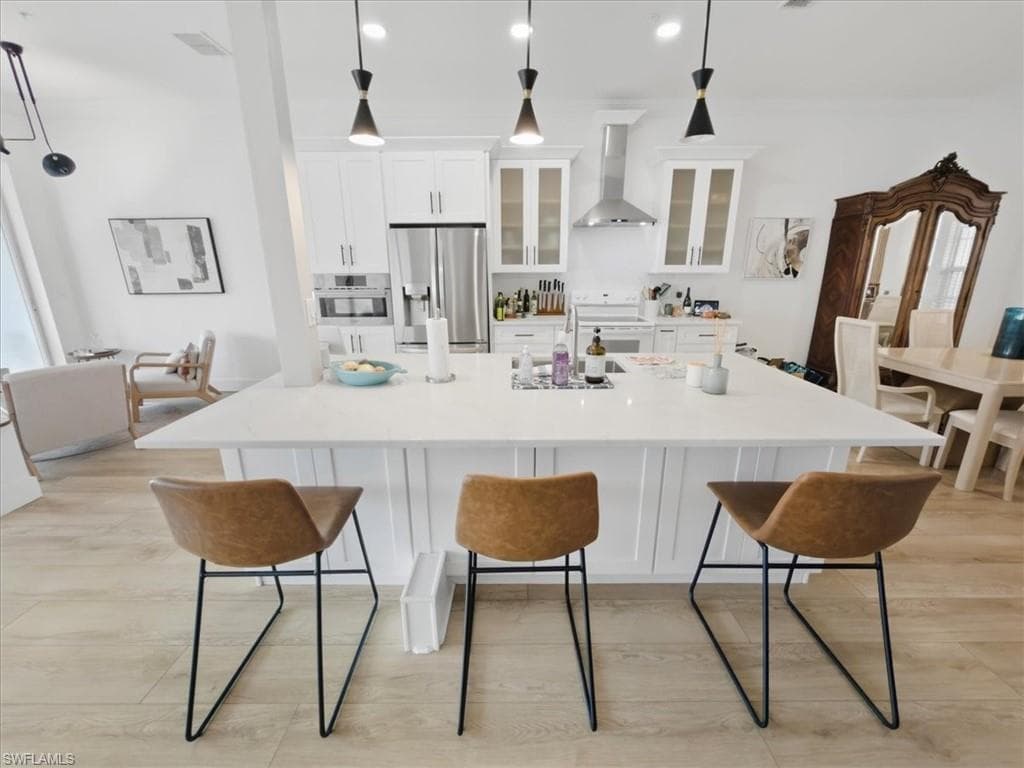 6876 Redbay Park RD # 202, NAPLES FL 34109-8