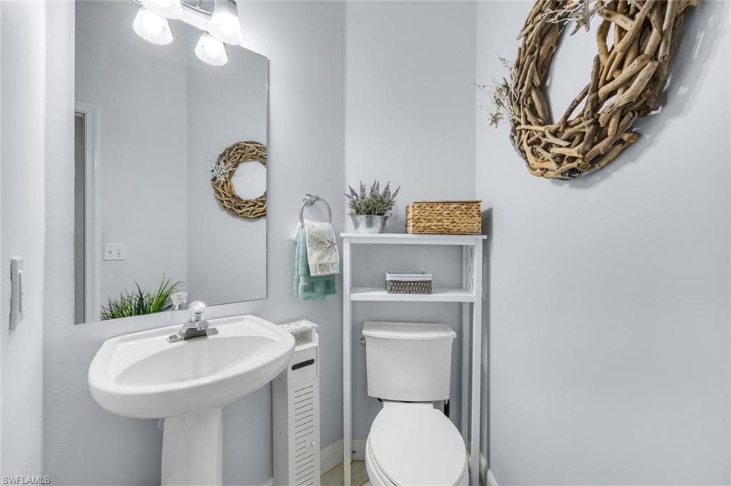 2110 Cay Lagoon DR # 122, NAPLES FL 34109-14