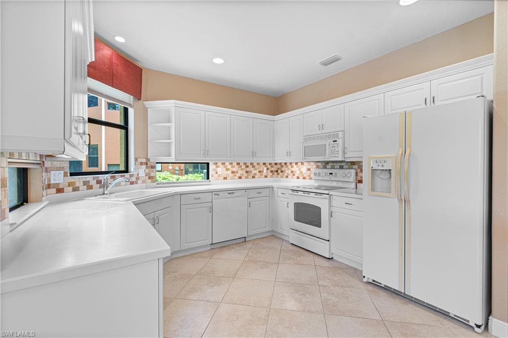 15921 Prentiss Pointe CIR # 102, FORT MYERS FL 33908-9
