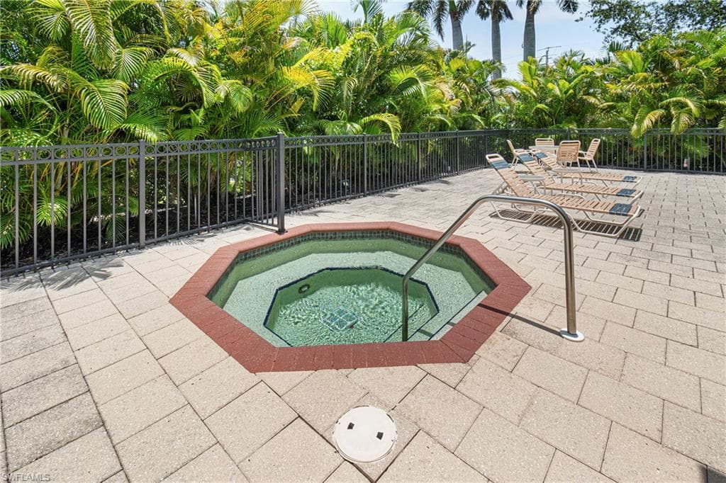15921 Prentiss Pointe CIR # 102, FORT MYERS FL 33908-33