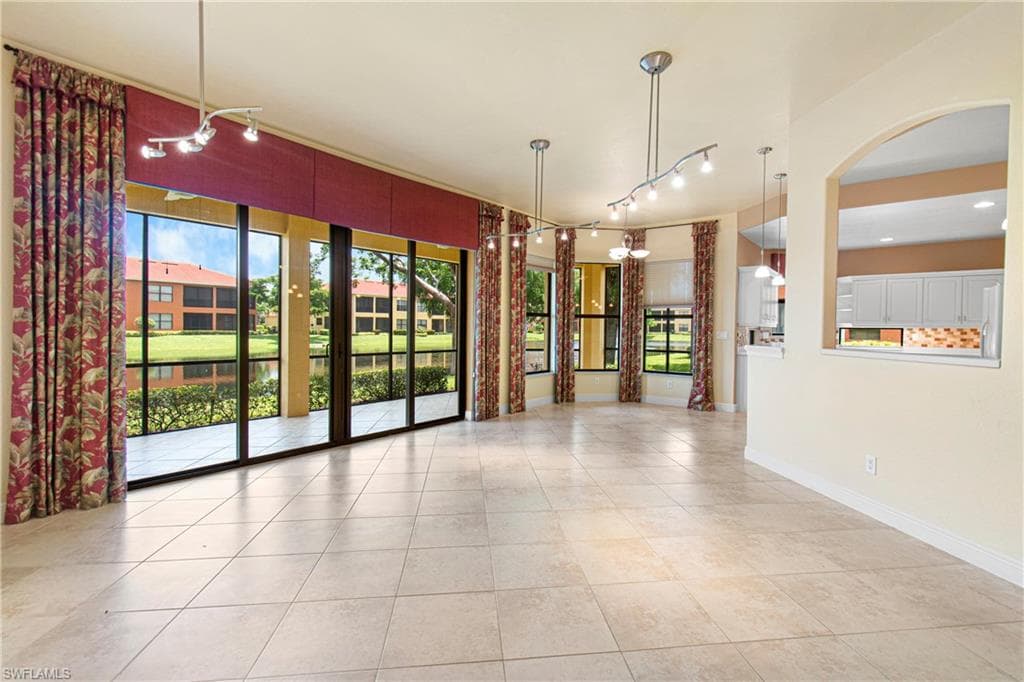 15921 Prentiss Pointe CIR # 102, FORT MYERS FL 33908-3
