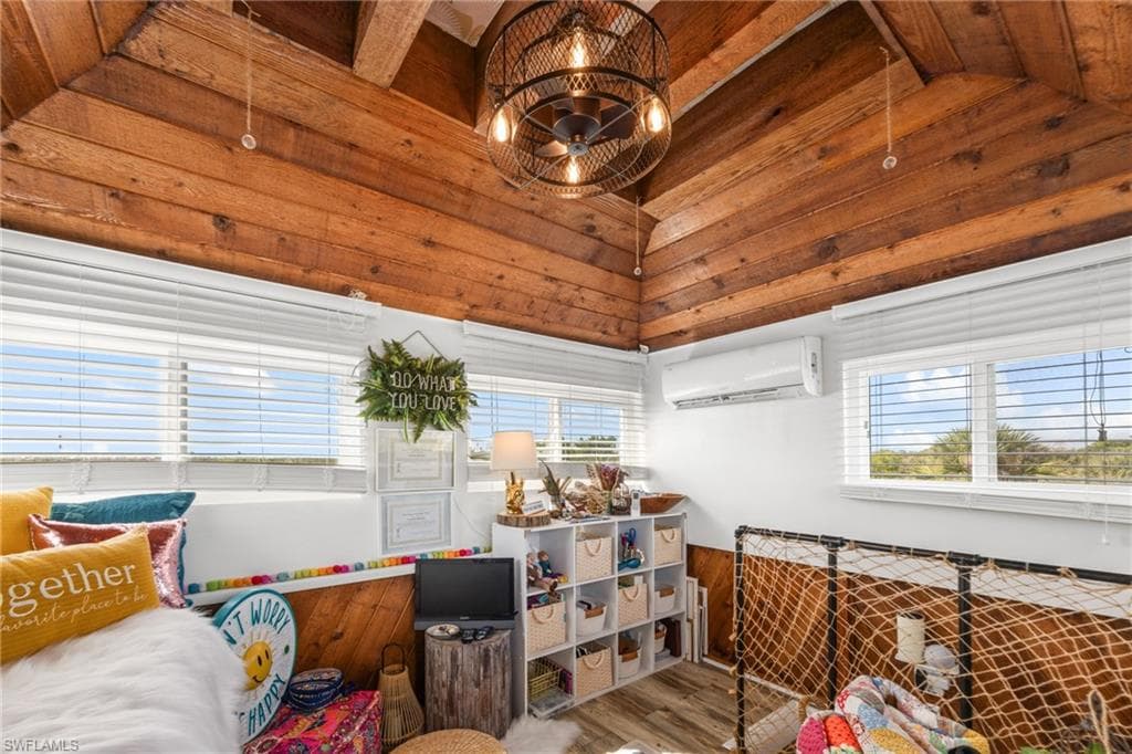 9247 Dimmick DR, SANIBEL FL 33957-35