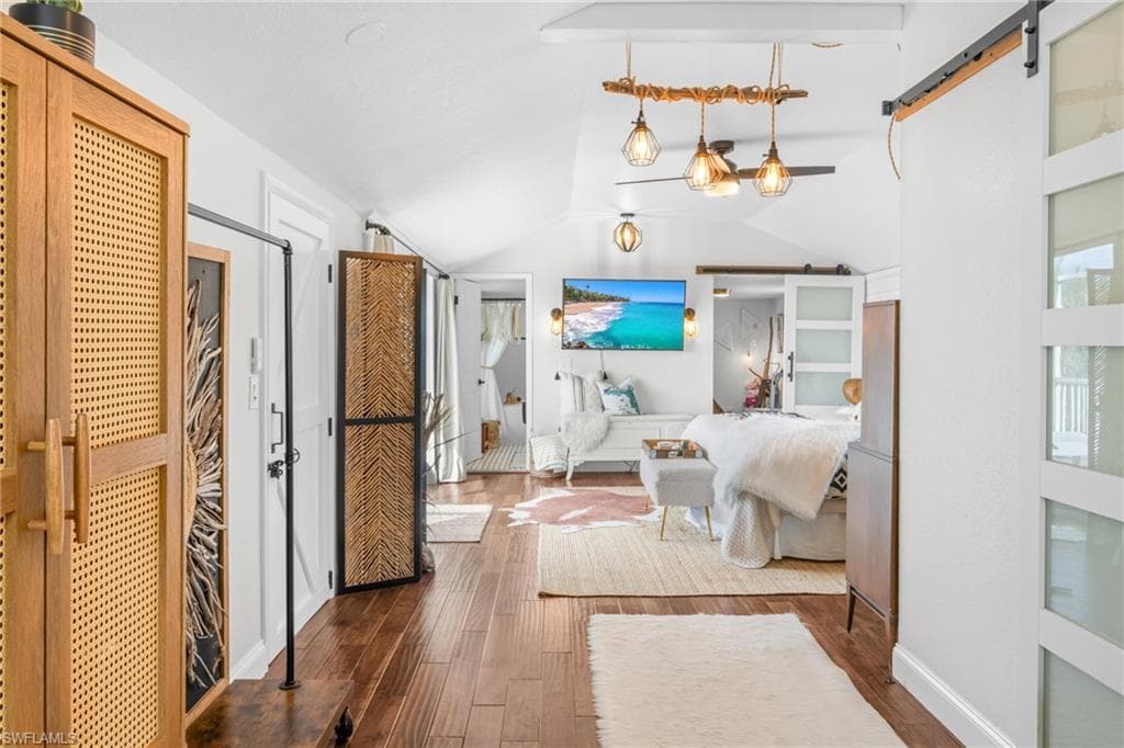 9247 Dimmick DR, SANIBEL FL 33957-28