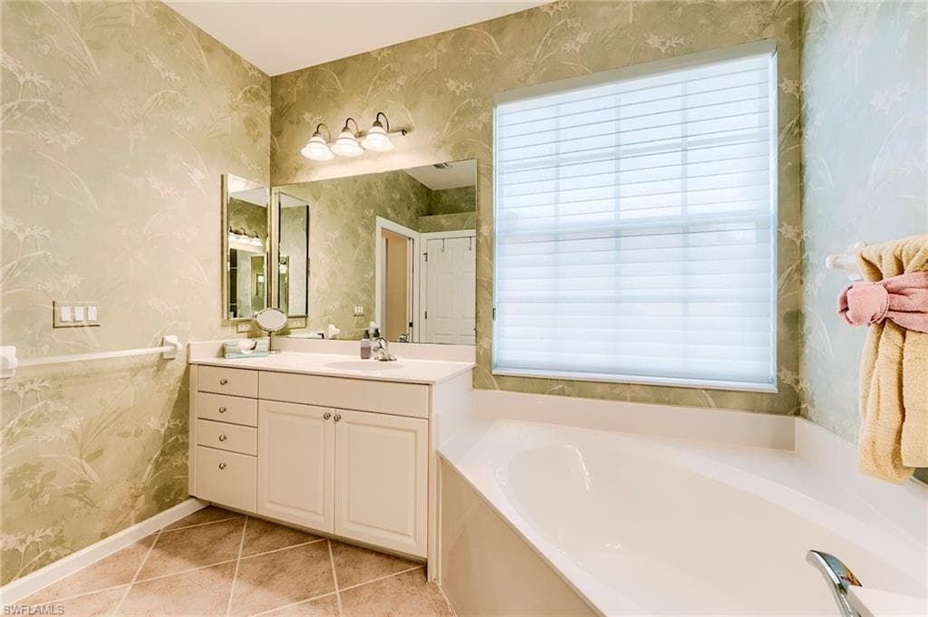21900 Longleaf Trail DR, ESTERO FL 34135-16