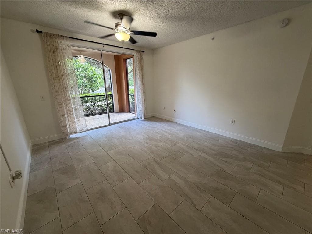 1210 Reserve WAY # 107, NAPLES FL 34105-1