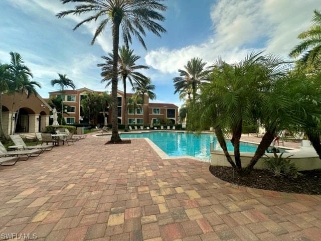 1210 Reserve WAY # 107, NAPLES FL 34105-16