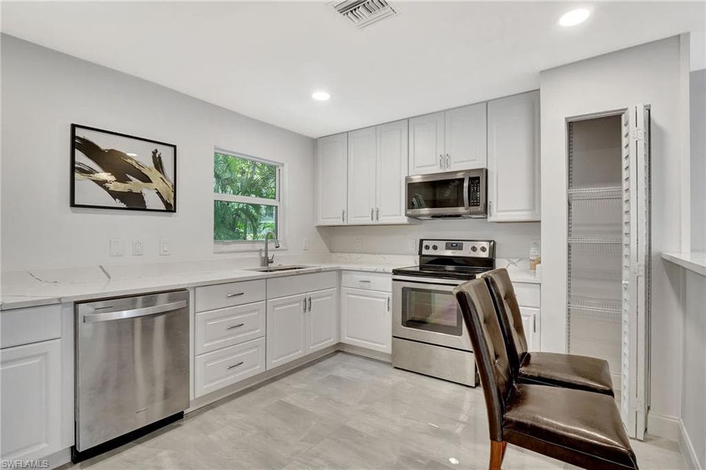 11 Rivard RD # 19, NAPLES FL 34112-12