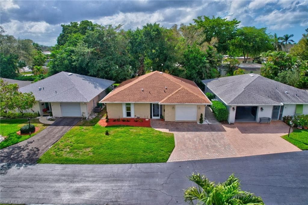 11 Rivard RD # 19, NAPLES FL 34112-35