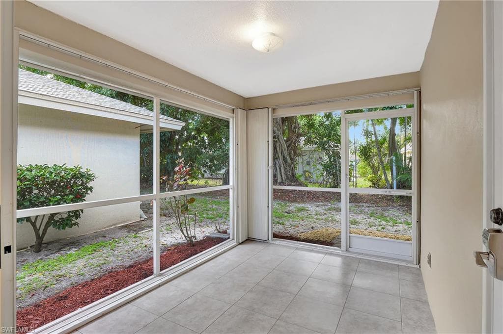 11 Rivard RD # 19, NAPLES FL 34112-23