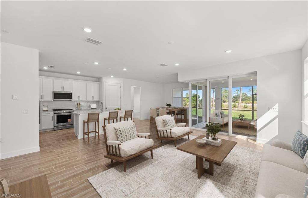 12599 Quartz DR-1