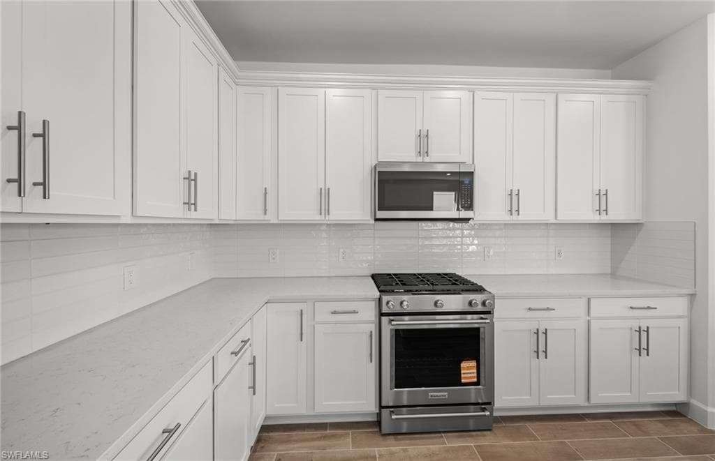 12599 Quartz DR-5