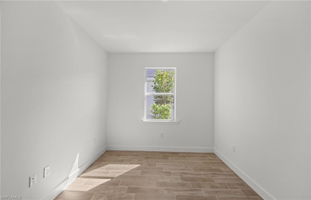 12599 Quartz DR-16