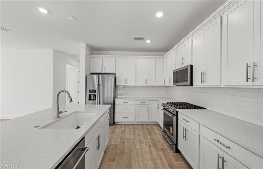 12599 Quartz DR-4