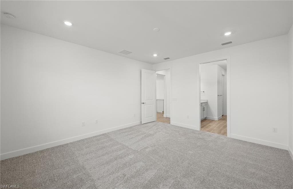 12599 Quartz DR-23