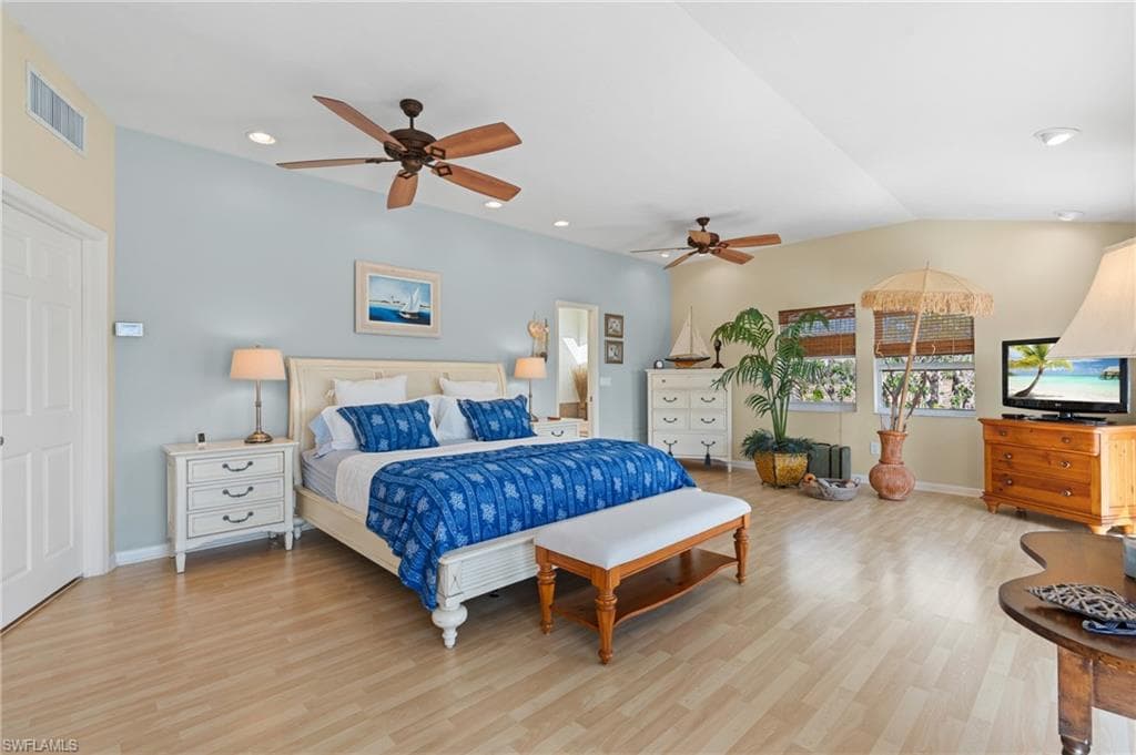 490 Randy LN, FORT MYERS BEACH FL 33931-27