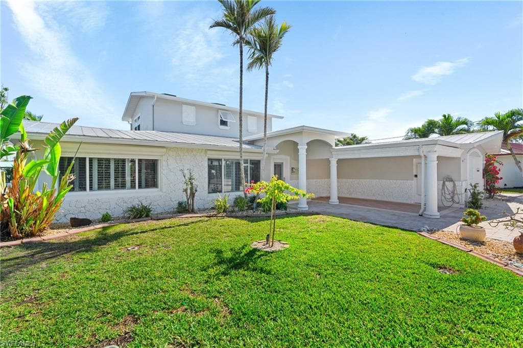490 Randy LN, FORT MYERS BEACH FL 33931-10