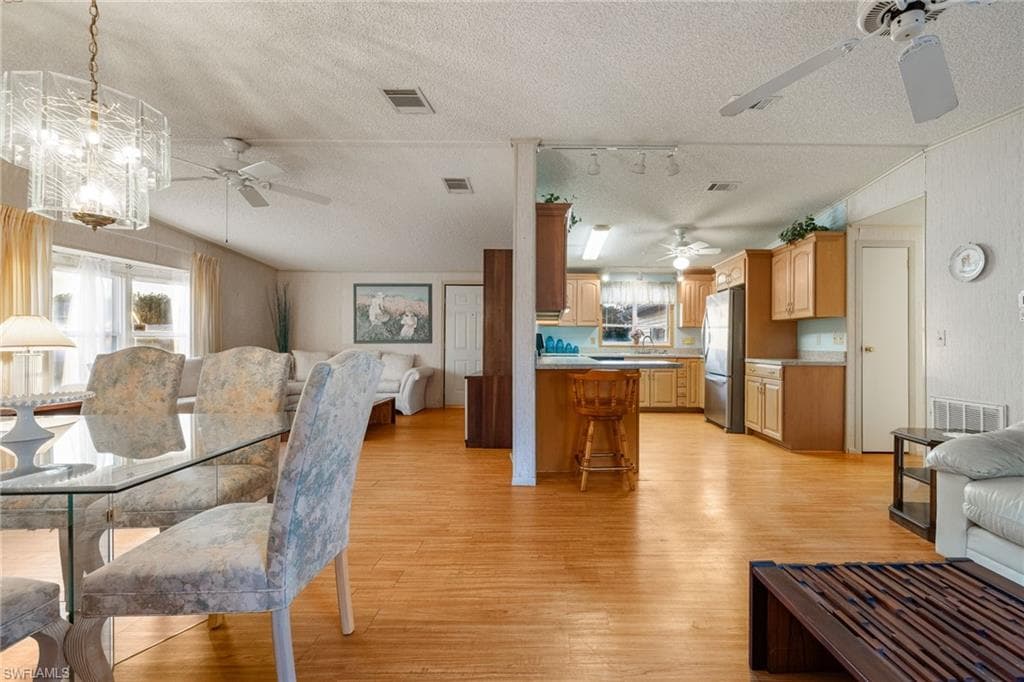 19658 Eagle Trace CT, NORTH FORT MYERS FL 33903-9