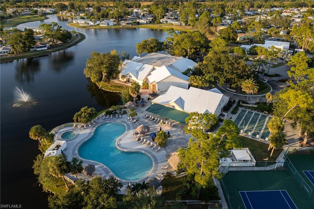19658 Eagle Trace CT, NORTH FORT MYERS FL 33903-34