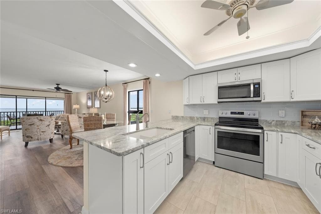 15123 Captiva DR 104-15
