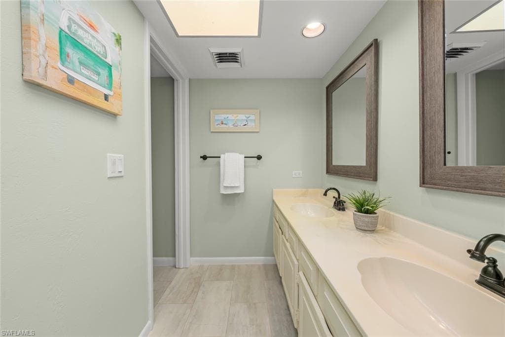 15123 Captiva DR 104-27