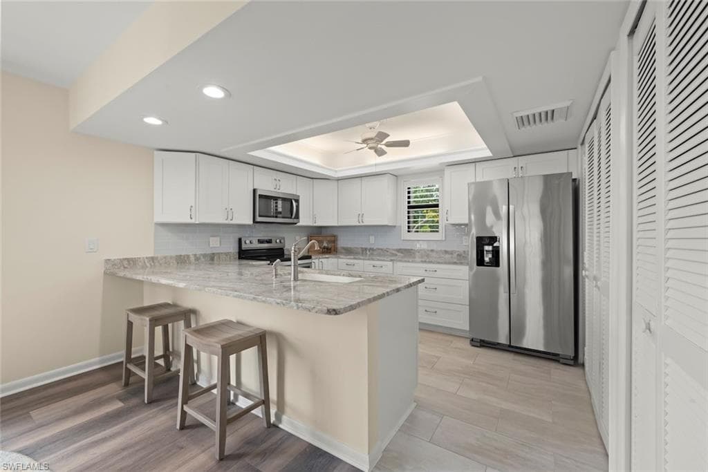15123 Captiva DR 104-18