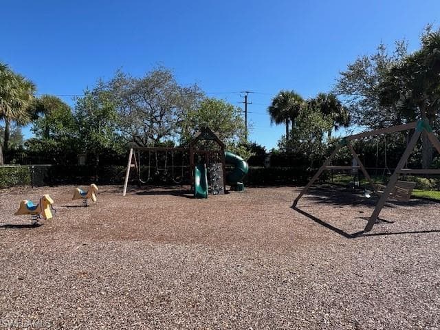 13960 Eagle Ridge Lakes DR # 102, FORT MYERS FL 33912-21