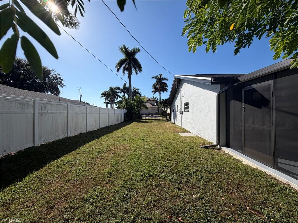 959 N Town And River DR, FORT MYERS FL 33919-27