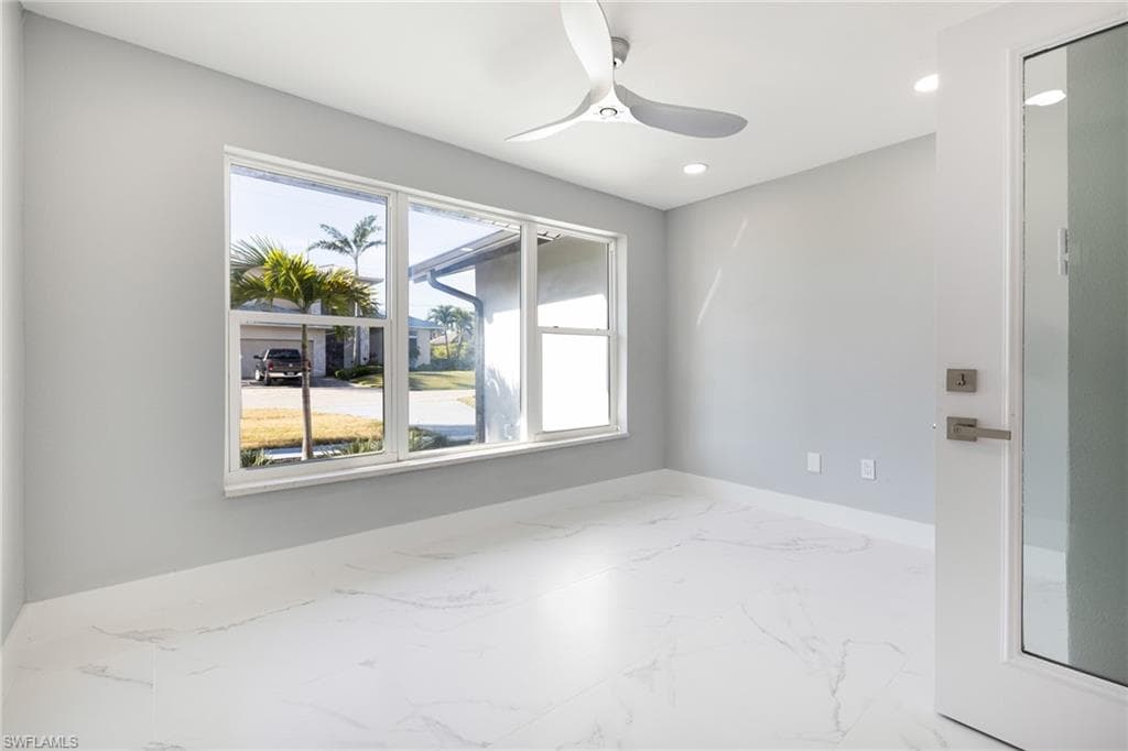 959 N Town And River DR, FORT MYERS FL 33919-20