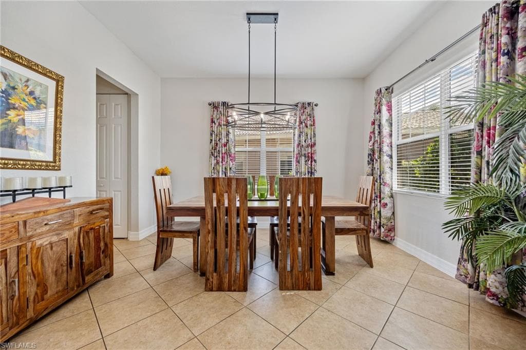 10117 Silver Maple CT, FORT MYERS FL 33913-2