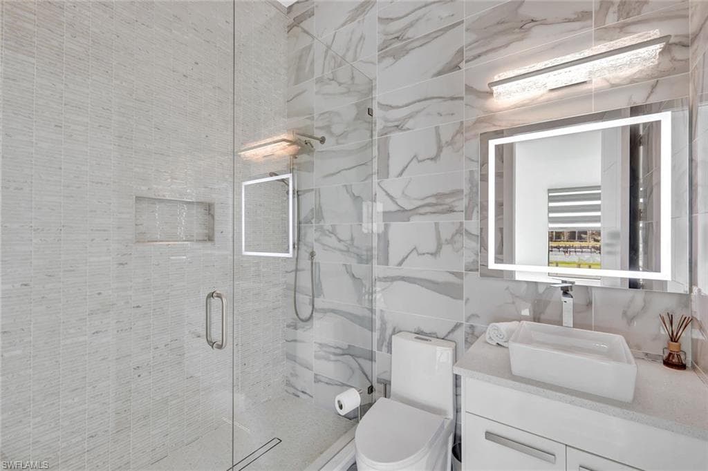 1110 Lenox CT, CAPE CORAL FL 33904-27