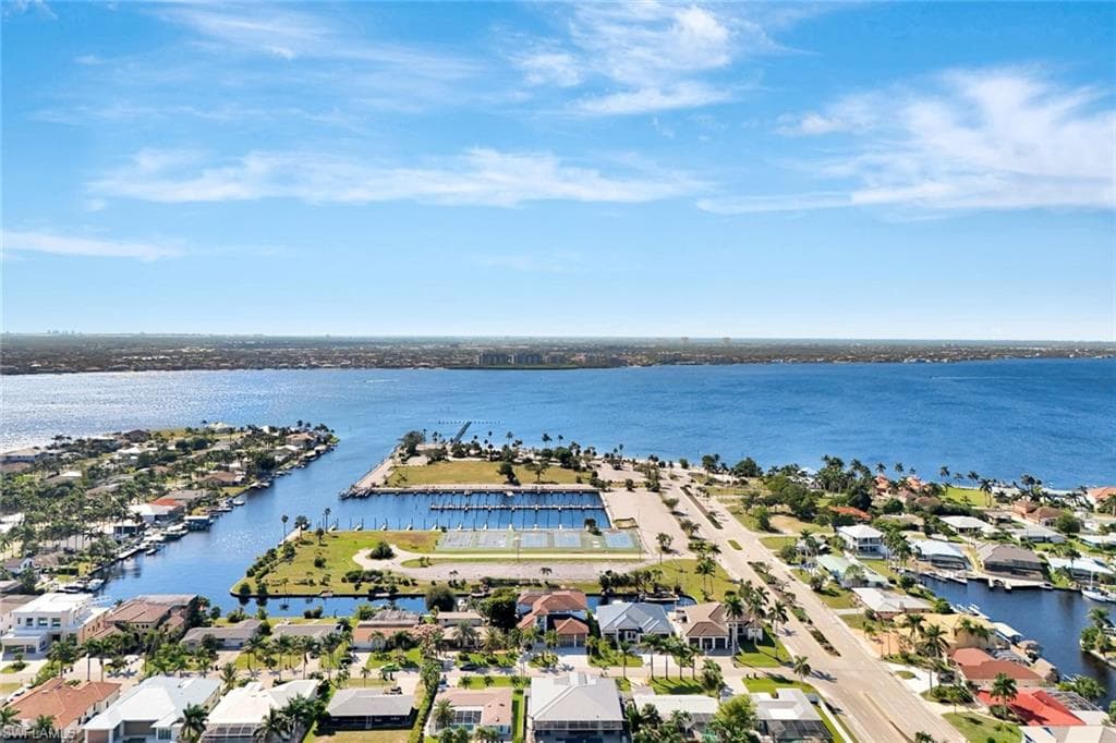 1110 Lenox CT, CAPE CORAL FL 33904-47