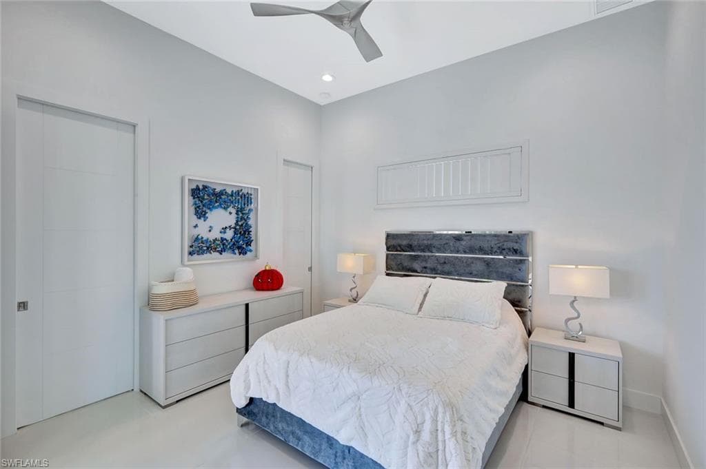 1110 Lenox CT, CAPE CORAL FL 33904-24