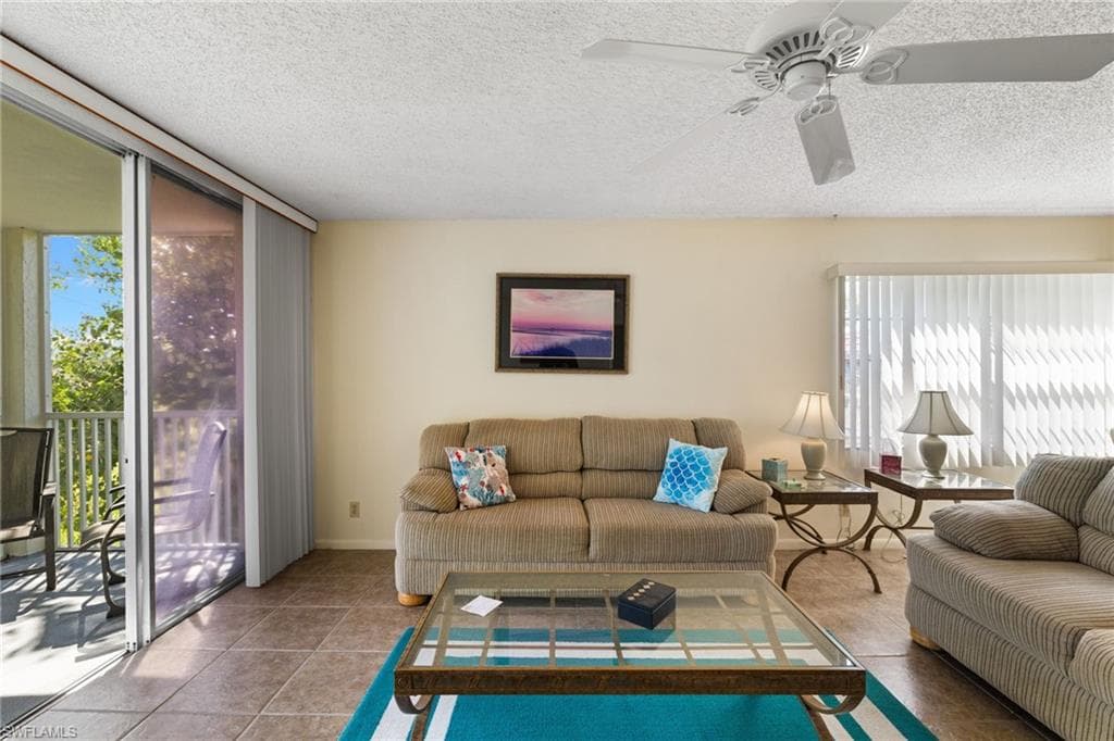 1087 Forest Lakes DR 1-309-11