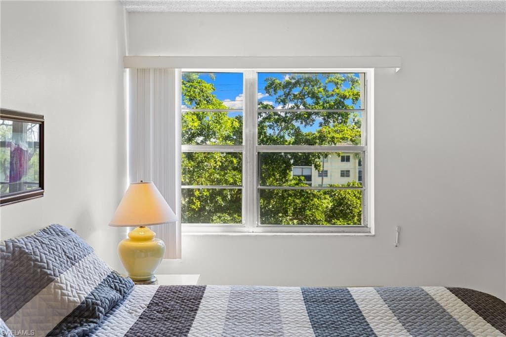 1087 Forest Lakes DR 1-309-23