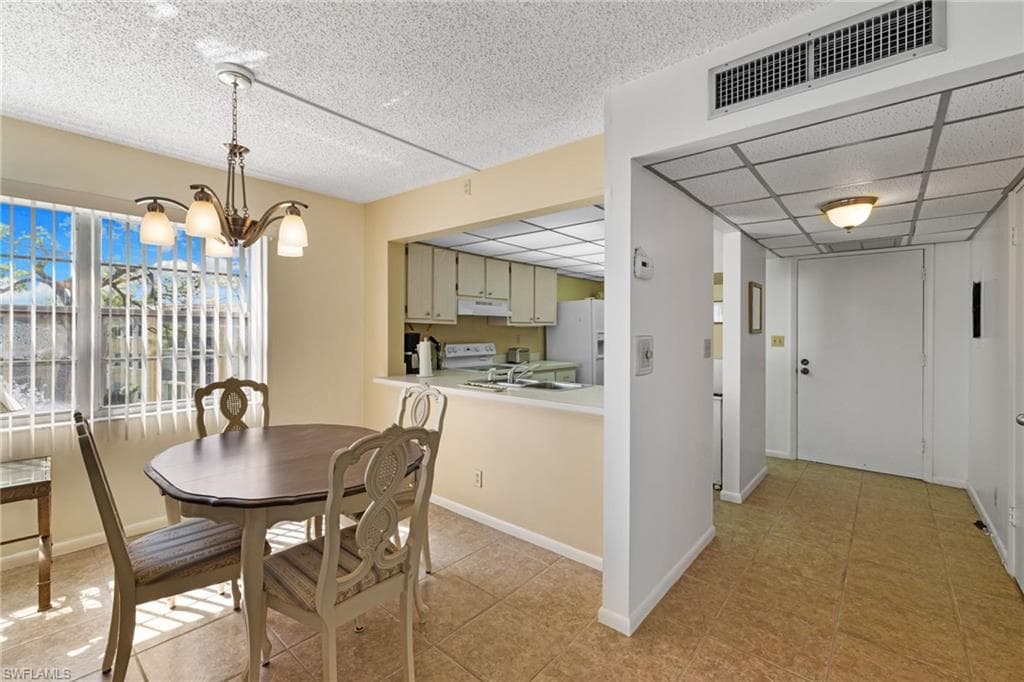 1087 Forest Lakes DR 1-309-33