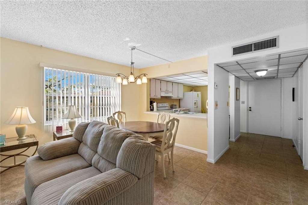 1087 Forest Lakes DR 1-309-32