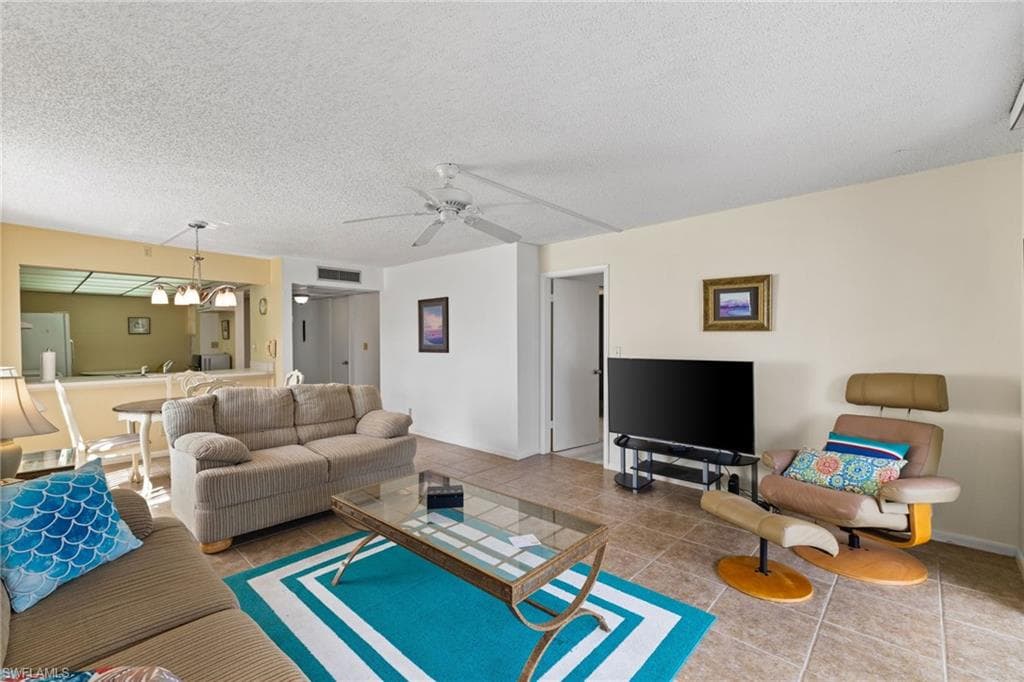 1087 Forest Lakes DR 1-309-7