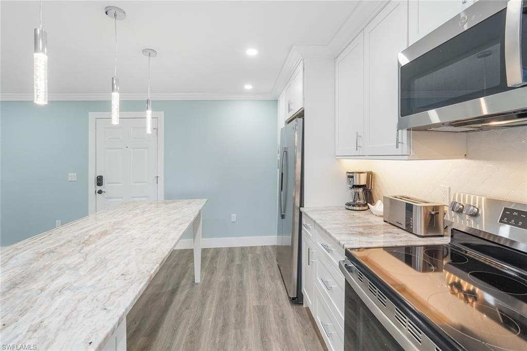 845 E Gulf DR # 111, SANIBEL FL 33957-46