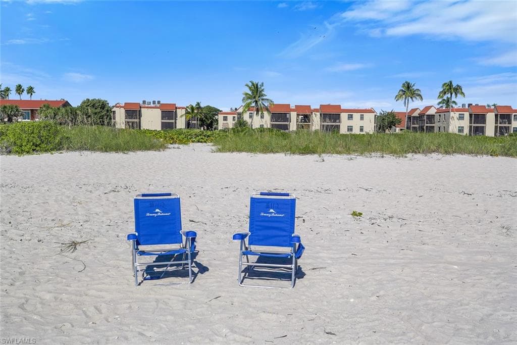 845 E Gulf DR # 111, SANIBEL FL 33957-49