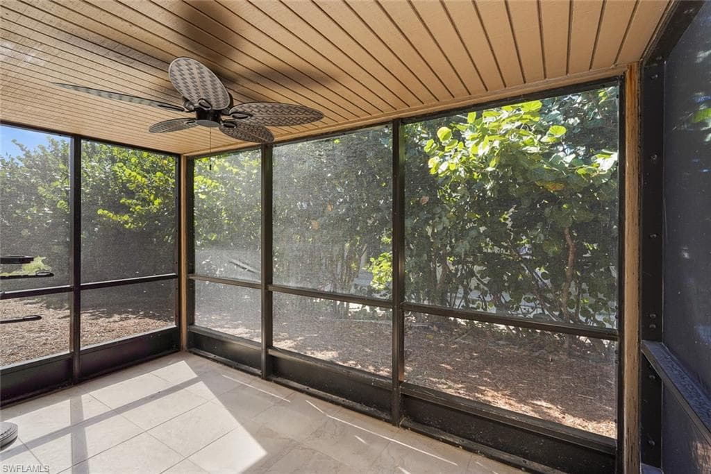 845 E Gulf DR # 111, SANIBEL FL 33957-20