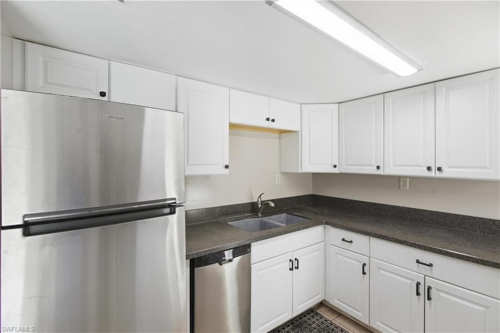 4931 Vincennes CT # 4, CAPE CORAL FL 33904-11