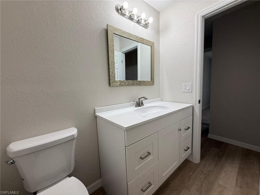 4840 Golf Club CT # 10, NORTH FORT MYERS FL 33903-22