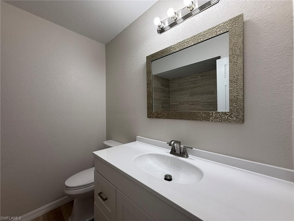 4840 Golf Club CT # 10, NORTH FORT MYERS FL 33903-25