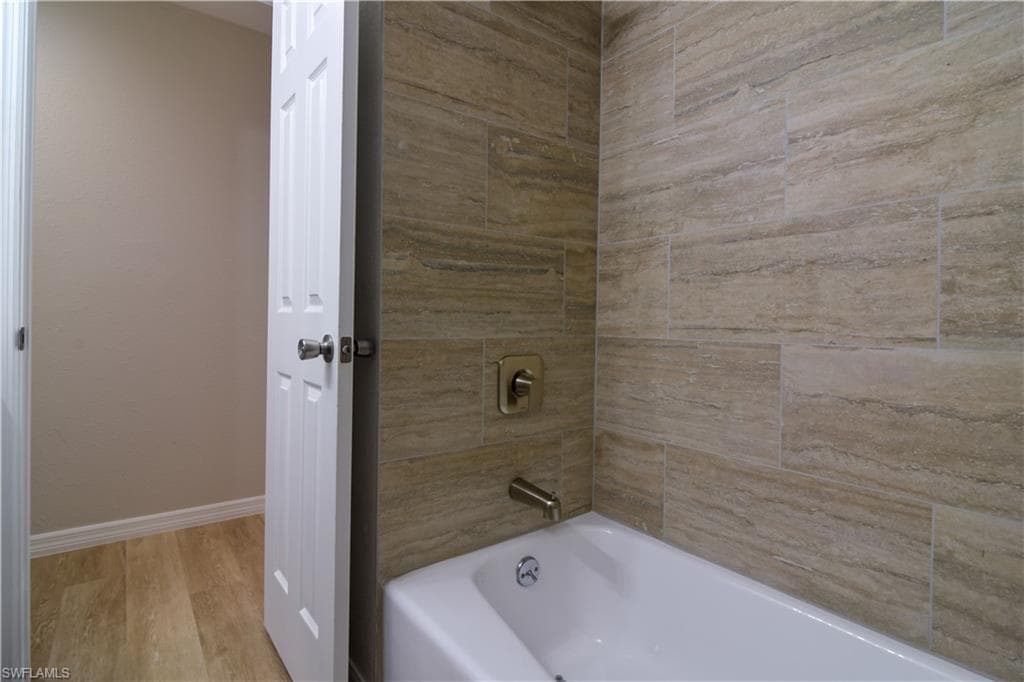 4840 Golf Club CT # 10, NORTH FORT MYERS FL 33903-3
