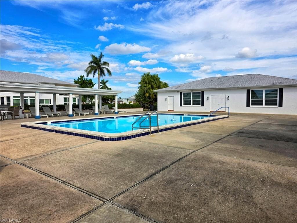 1462 Myerlee Country Club BLVD # 2F, FORT MYERS FL 33919-35